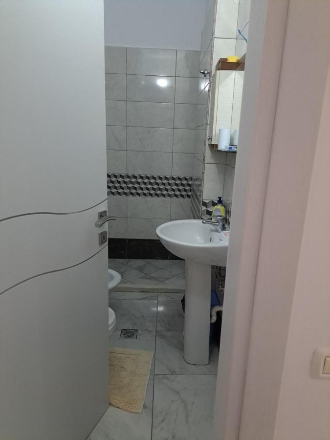 Apartament Aura Wlora Zewnętrze zdjęcie